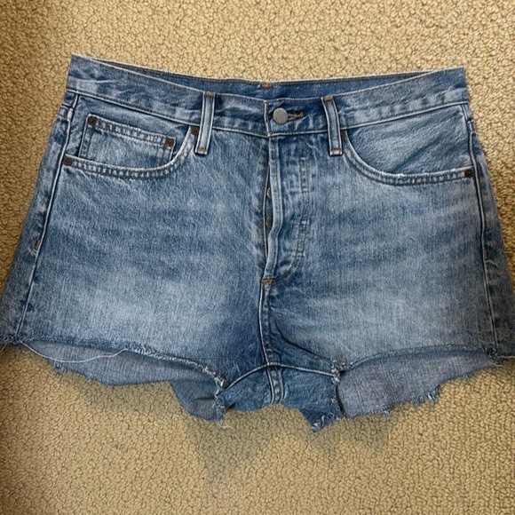 Denim Forum ex boyfriend short - Picture 1 of 3